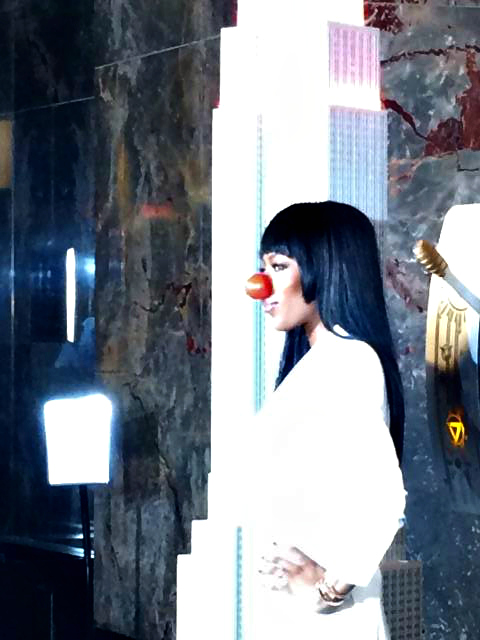 NAOMI CAMPBELL LIGHTS THE EMPIRE STATE BUILDING © Don411.com Media
